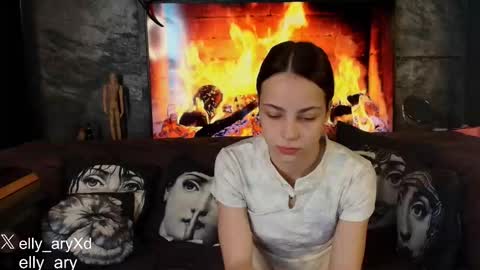 elly_ary online show from February 20, 2026, 12:29 am