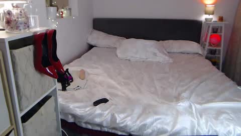 Denise online show from January 29, 2025, 10:11 pm