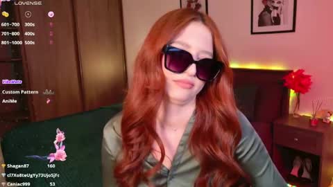 Snapshot of ellypeach chatting on May 9, 2026, 3:17 pm EllyPeach online show from May 9, 2026, 3:17 pm