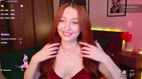 Snapshot of ellypeach chatting on May 15, 2026, 2:13 pm EllyPeach online show from May 15, 2026, 2:13 pm