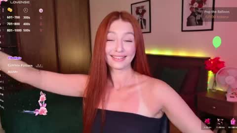 Snapshot of ellypeach chatting on May 28, 2026, 11:18 am EllyPeach online show from May 28, 2026, 11:18 am
