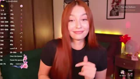 Snapshot of ellypeach chatting on June 10, 2026, 11:31 am EllyPeach online show from June 10, 2026, 11:31 am