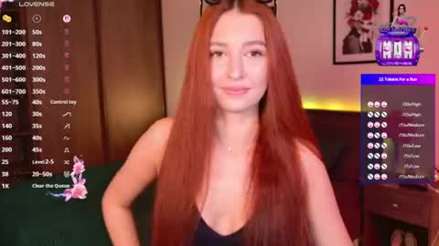 Snapshot of ellypeach chatting on July 1, 2026, 11:45 am EllyPeach online show from July 1, 2026, 11:45 am