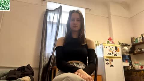 Sonya online show from April 10, 2026, 4:06 am