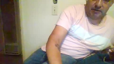 Snapshot of elmario24 chatting on September 18, 2025, 7:10 am elmario24 online show from September 18, 2025, 7:10 am