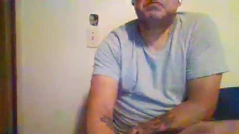 Snapshot of elmario24 chatting on October 1, 2025, 5:41 pm elmario24 online show from October 1, 2025, 5:41 pm