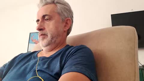 fer online show from February 2, 2025, 3:49 pm