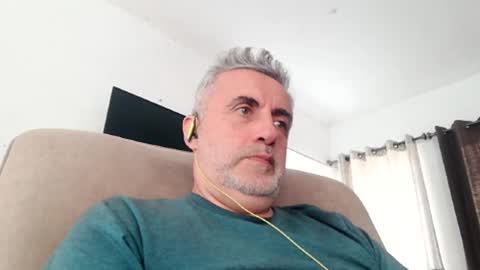 fer online show from February 9, 2025, 10:00 pm