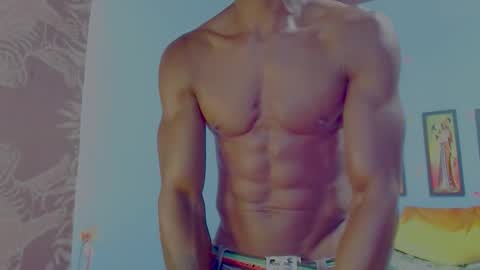 elmiltonnjakee online show from February 4, 2026, 7:20 pm