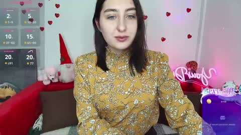 elmirapowers online show from February 3, 2025, 12:47 pm