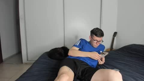 elnenedearg online show from November 11, 2025, 1:05 am