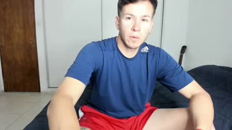 elnenedearg online show from April 5, 2026, 9:01 pm