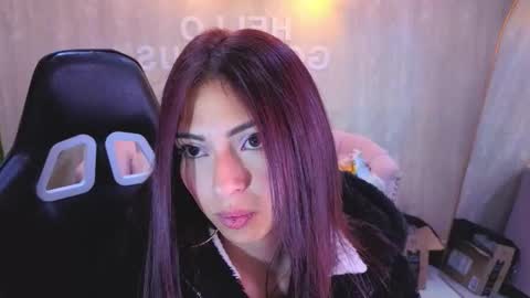 Elody  online show from January 7, 2026, 3:20 am