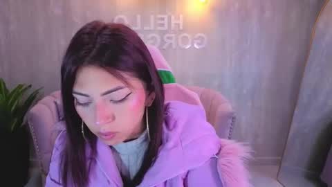 Elody  online show from January 8, 2026, 3:20 am