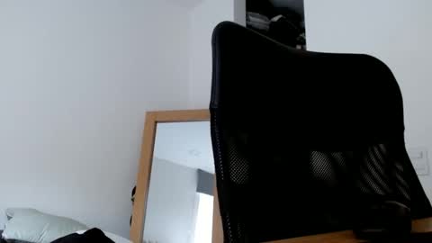 elosocazador online show from February 13, 2025, 12:21 pm