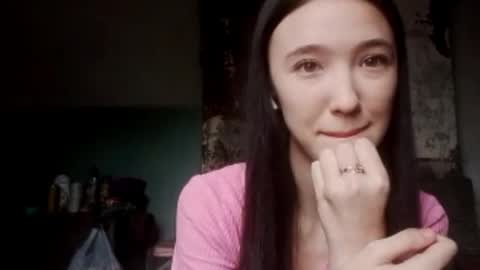 Snapshot of elouisevallian chatting on May 23, 2026, 3:12 am Elara online show from May 23, 2026, 3:12 am