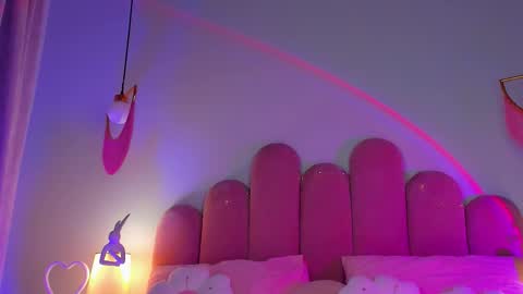 Michelle online show from November 26, 2025, 9:16 pm