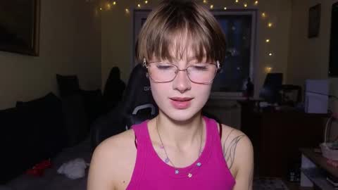 elsaangel online show from January 14, 2026, 2:06 am