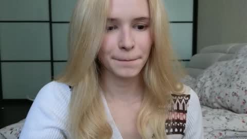 Snapshot of elsafawn chatting on October 3, 2025, 10:56 am elsa online show from October 3, 2025, 10:56 am