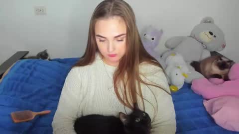 Elsa online show from September 17, 2025, 9:38 pm