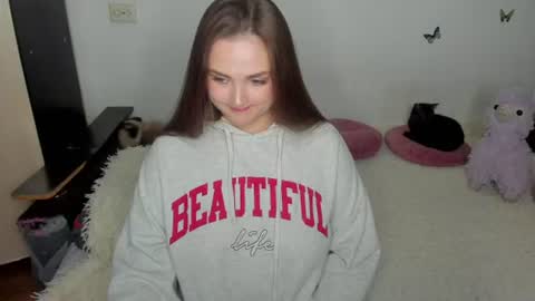 Snapshot of elsamails chatting on June 25, 2026, 8:46 pm Elsa online show from June 25, 2026, 8:46 pm