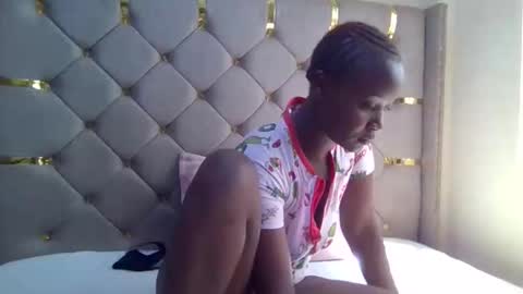 Snapshot of elsie02 chatting on January 19, 2026, 11:25 am elsie02 online show from January 19, 2026, 11:25 am