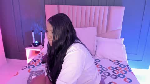 Snapshot of elsiemorriis chatting on February 7, 2025, 7:49 pm ELSIE online show from February 7, 2025, 7:49 pm