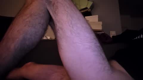 eltonyoo online show from October 15, 2025, 4:45 am