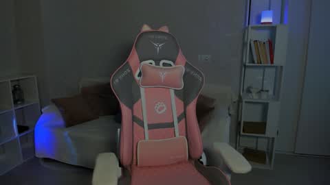 Luna online show from December 8, 2024, 10:41 am