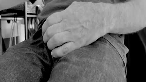 Elvis online show from March 1, 2026, 7:16 pm