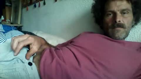 elyjahoye online show from October 3, 2025, 2:03 pm