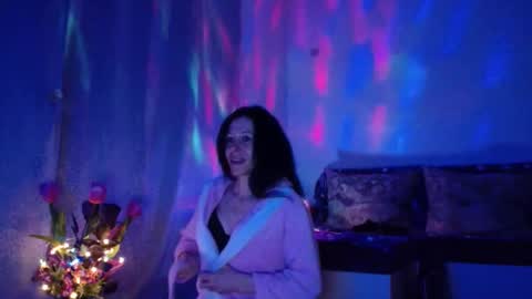 Elisa online show from March 2, 2025, 1:15 am