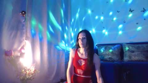 Snapshot of elysasun chatting on February 16, 2026, 6:37 pm Elisa online show from February 16, 2026, 6:37 pm