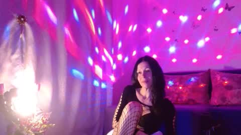 Snapshot of elysasun chatting on March 4, 2026, 11:00 pm Elisa online show from March 4, 2026, 11:00 pm