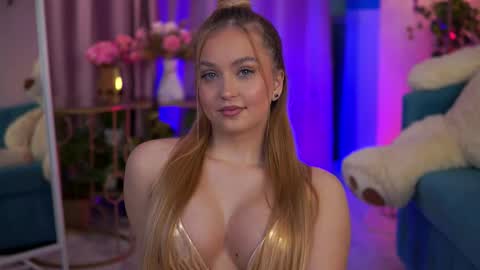 Elyssa online show from January 6, 2026, 7:17 pm