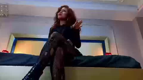 elywren online show from March 25, 2026, 3:51 pm