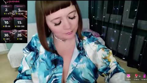 Snapshot of elza1981 chatting on November 22, 2025, 11:53 am elza1981 online show from November 22, 2025, 11:53 am