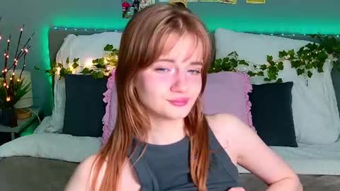 Snapshot of elza_hofffman chatting on June 16, 2026, 10:12 pm Chloyka online show from June 16, 2026, 10:12 pm