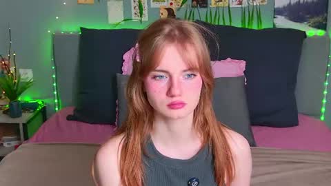 Snapshot of elza_hofffman chatting on July 22, 2026, 8:33 pm Chloyka online show from July 22, 2026, 8:33 pm