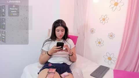 A N D R E A online show from November 30, 2025, 5:44 am