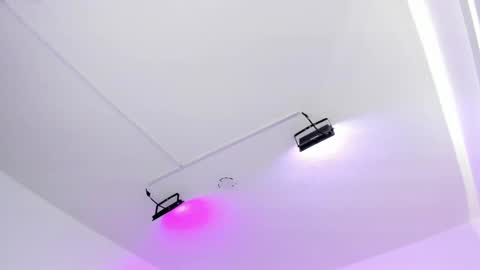 Ema louisx  online show from December 23, 2024, 3:01 pm