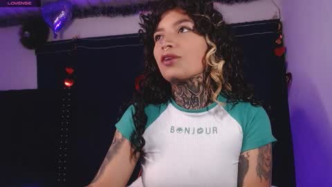 Snapshot of ema_ploxx chatting on March 5, 2026, 12:39 am ema_ploxx online show from March 5, 2026, 12:39 am