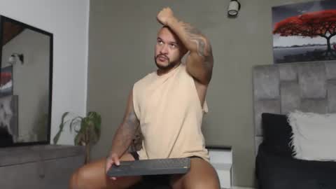 emanuelspencer online show from November 13, 2025, 3:05 am