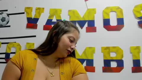 Snapshot of emawalker_ chatting on July 7, 2026, 8:13 pm Ema Walker online show from July 7, 2026, 8:13 pm