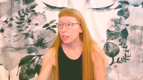 Snapshot of ember_starleena chatting on May 12, 2026, 3:20 pm Ember Starleena online show from May 12, 2026, 3:20 pm