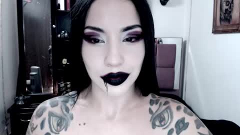 Emerald Black online show from October 28, 2025, 6:06 am