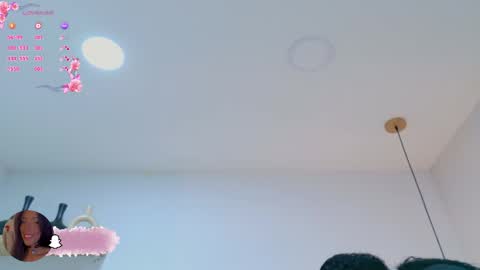 Snapshot of emely_deluxe chatting on May 24, 2026, 8:52 am Emely online show from May 24, 2026, 8:52 am