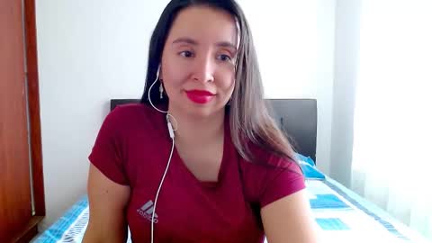 emely_sexx online show from October 21, 2025, 1:45 pm