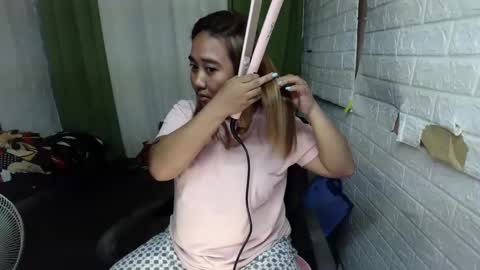 Emely online show from March 11, 2025, 11:23 am