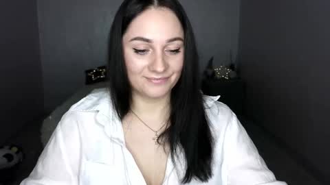 Snapshot of emelyblum chatting on March 7, 2025, 1:09 am Emely online show from March 7, 2025, 1:09 am